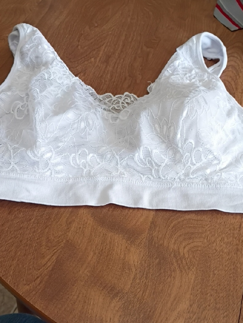 Source Unknown White Lace Wireless Sports Style Bra 2x